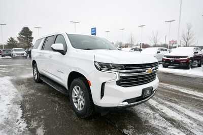 2024 Chevrolet Suburban, $49497. Photo 9