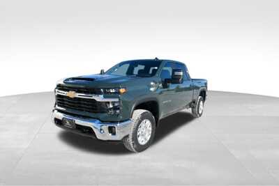 2026 Chevrolet 3500 Crew Cab, $70585. Photo 2