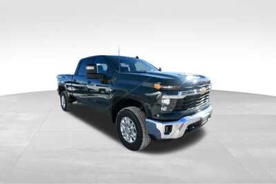 2026 Chevrolet 3500 Crew Cab, $70585. Photo 8