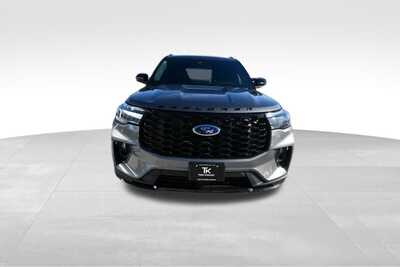 2025 Ford Explorer, $38443. Photo 10