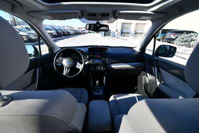 2015 Subaru Forester, $13875. Photo 3
