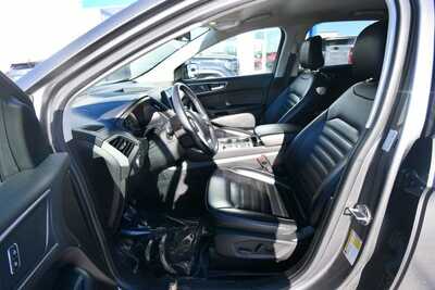 2023 Ford Edge, $20470. Photo 11