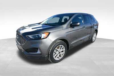 2023 Ford Edge, $20470. Photo 2