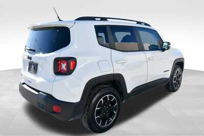 2023 Jeep Renegade, $18535. Photo 7