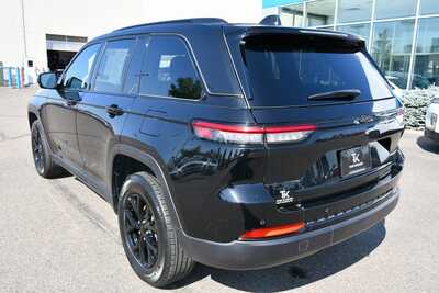2024 Jeep Grand Cherokee, $29447. Photo 5