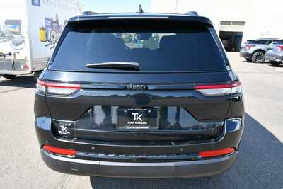 2024 Jeep Grand Cherokee, $29447. Photo 6