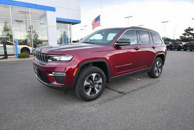 2024 Jeep Grand Cherokee, $25479. Photo 2