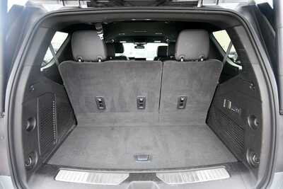 2025 GMC Yukon, $71836. Photo 6