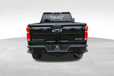 2026 Chevrolet 2500 Crew Cab, $85497. Photo 5