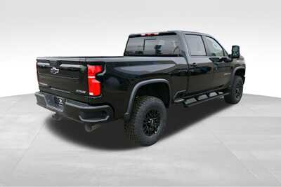 2026 Chevrolet 2500 Crew Cab, $85497. Photo 6