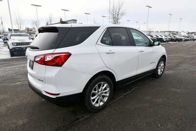 2019 Chevrolet Equinox, $13741. Photo 6