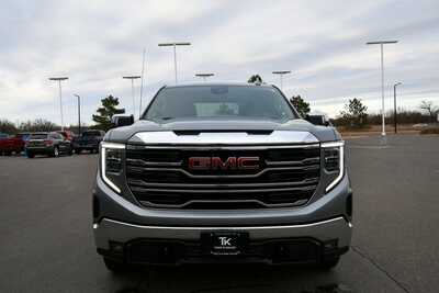 2024 GMC 1500 Crew Cab, $40533. Photo 11