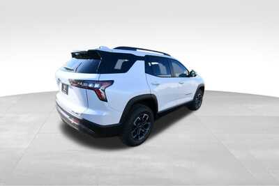 2026 Chevrolet Equinox, $39997. Photo 6