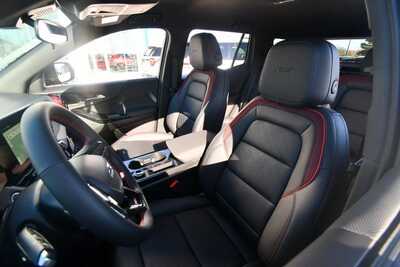 2026 Chevrolet Equinox, $37035. Photo 10