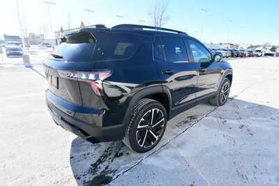2026 Chevrolet Equinox, $37035. Photo 6