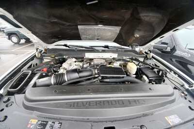 2017 Chevrolet 2500 Crew Cab, $20533. Photo 11