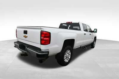 2017 Chevrolet 2500 Crew Cab, $20533. Photo 7