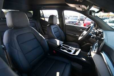 2026 Chevrolet Equinox, $36457. Photo 12