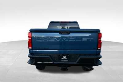 2026 Chevrolet 3500 Crew Cab, $63716. Photo 6