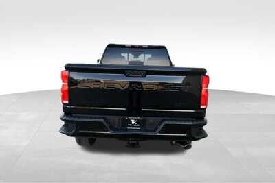 2026 Chevrolet 3500 Crew Cab, $76865. Photo 5