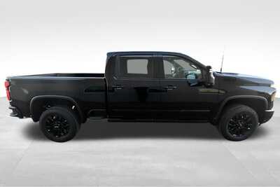 2026 Chevrolet 3500 Crew Cab, $76865. Photo 7