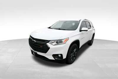 2020 Chevrolet Traverse, $22952. Photo 2