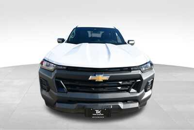 2024 Chevrolet Colorado Crew Cab, $22997. Photo 11
