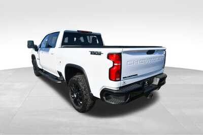 2025 Chevrolet 3500 Crew Cab, $59479. Photo 5