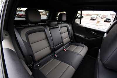 2026 Chevrolet Equinox, $38929. Photo 12