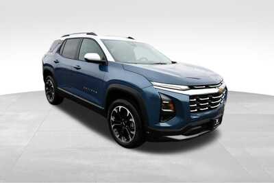 2026 Chevrolet Equinox, $38929. Photo 8