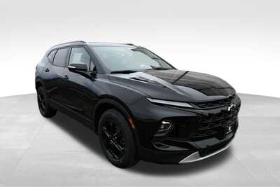 2024 Chevrolet Blazer, $30816. Photo 8