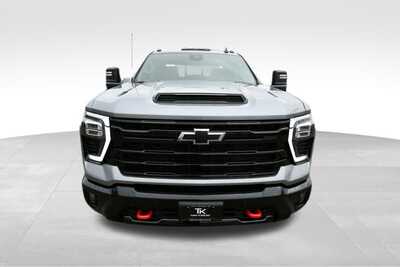 2026 Chevrolet 3500 Crew Cab, $66138. Photo 9