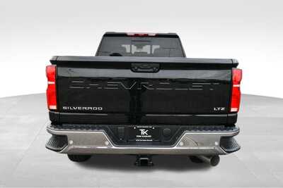 2026 Chevrolet 3500 Crew Cab, $83799. Photo 5