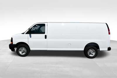 2026 Chevrolet Van,Cargo, $49689. Photo 3