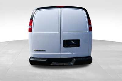 2026 Chevrolet Van,Cargo, $49689. Photo 5