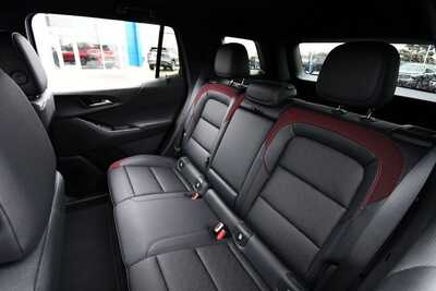 2026 Chevrolet Equinox, $38884. Photo 11