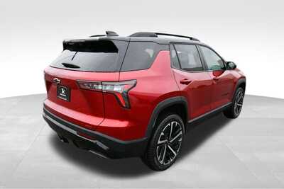 2026 Chevrolet Equinox, $38884. Photo 6