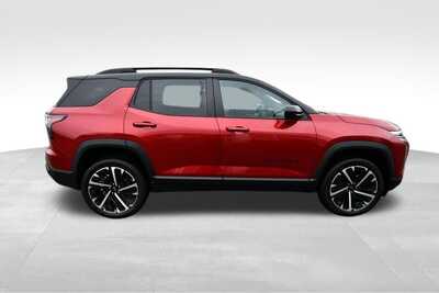 2026 Chevrolet Equinox, $38884. Photo 7