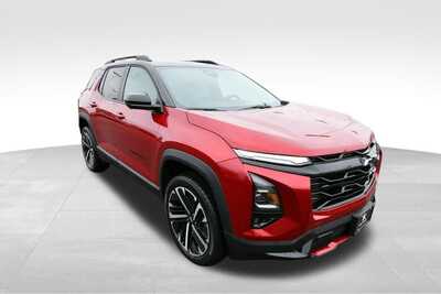 2026 Chevrolet Equinox, $38884. Photo 8