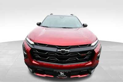 2026 Chevrolet Equinox, $38884. Photo 9