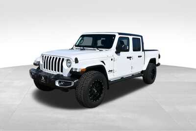 2022 Jeep Gladiator, $26844. Photo 2