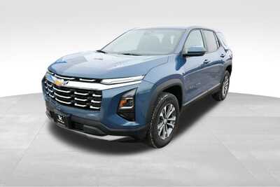 2026 Chevrolet Equinox, $29968. Photo 2