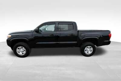 2022 Toyota Tacoma, $30849. Photo 4