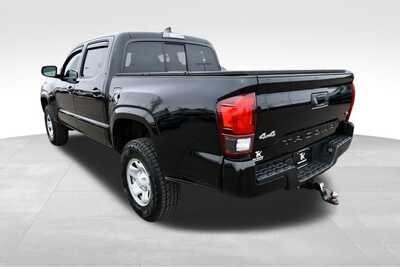 2022 Toyota Tacoma, $30849. Photo 5