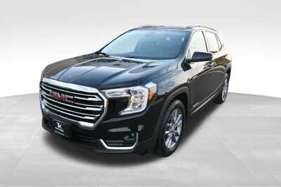 2023 GMC Terrain, $25824. Photo 2
