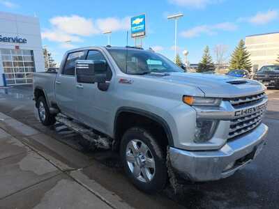 2020 Chevrolet 3500 Crew Cab, $45800. Photo 2