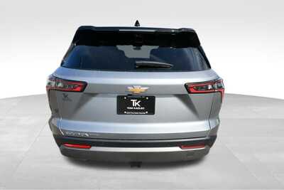 2026 Chevrolet Equinox, $35234. Photo 5