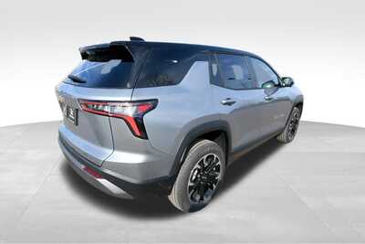 2026 Chevrolet Equinox, $35234. Photo 6