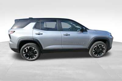 2026 Chevrolet Equinox, $35234. Photo 7