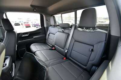 2026 Chevrolet 1500 Crew Cab, $57828. Photo 10